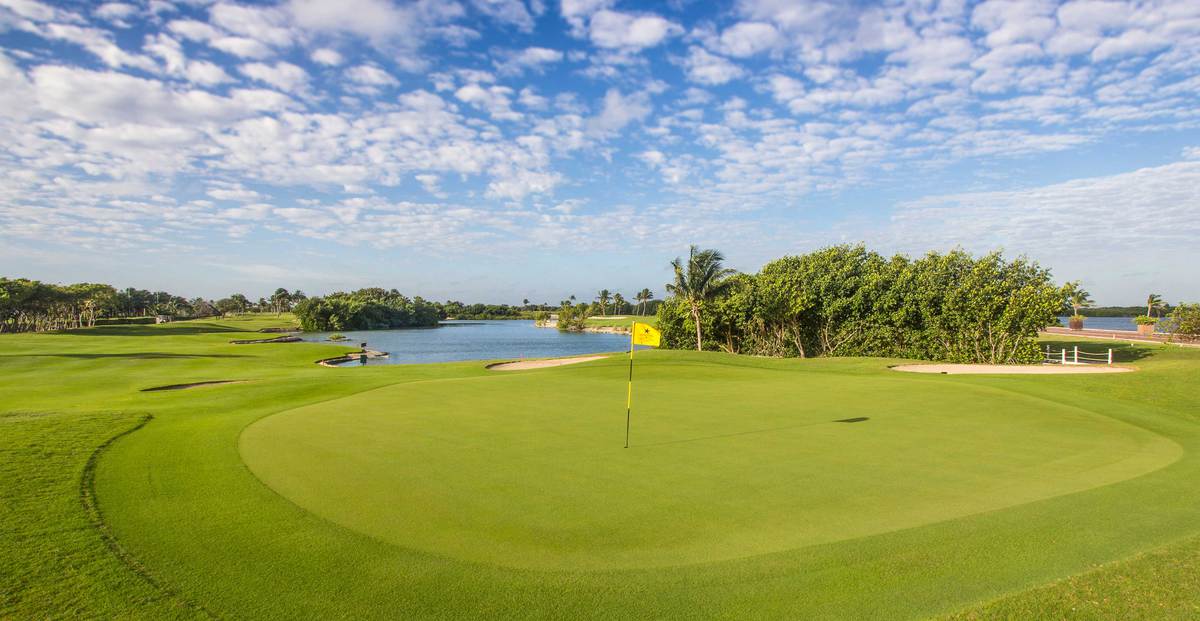 golf courses in Cancun